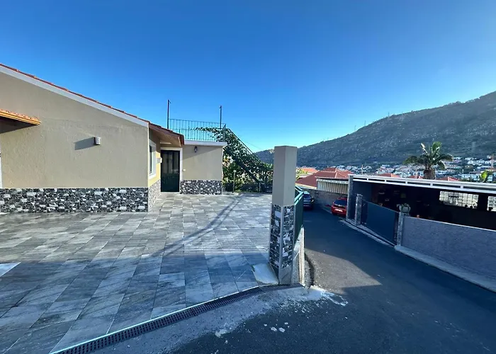 Mocha Machico (Madeira)